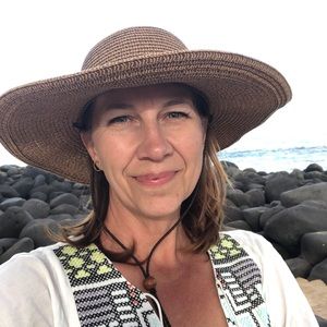 Meet your Posher, Carla